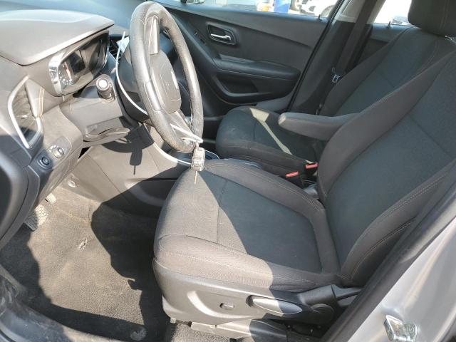  CHEVROLET TRAX 2017 Srebrny