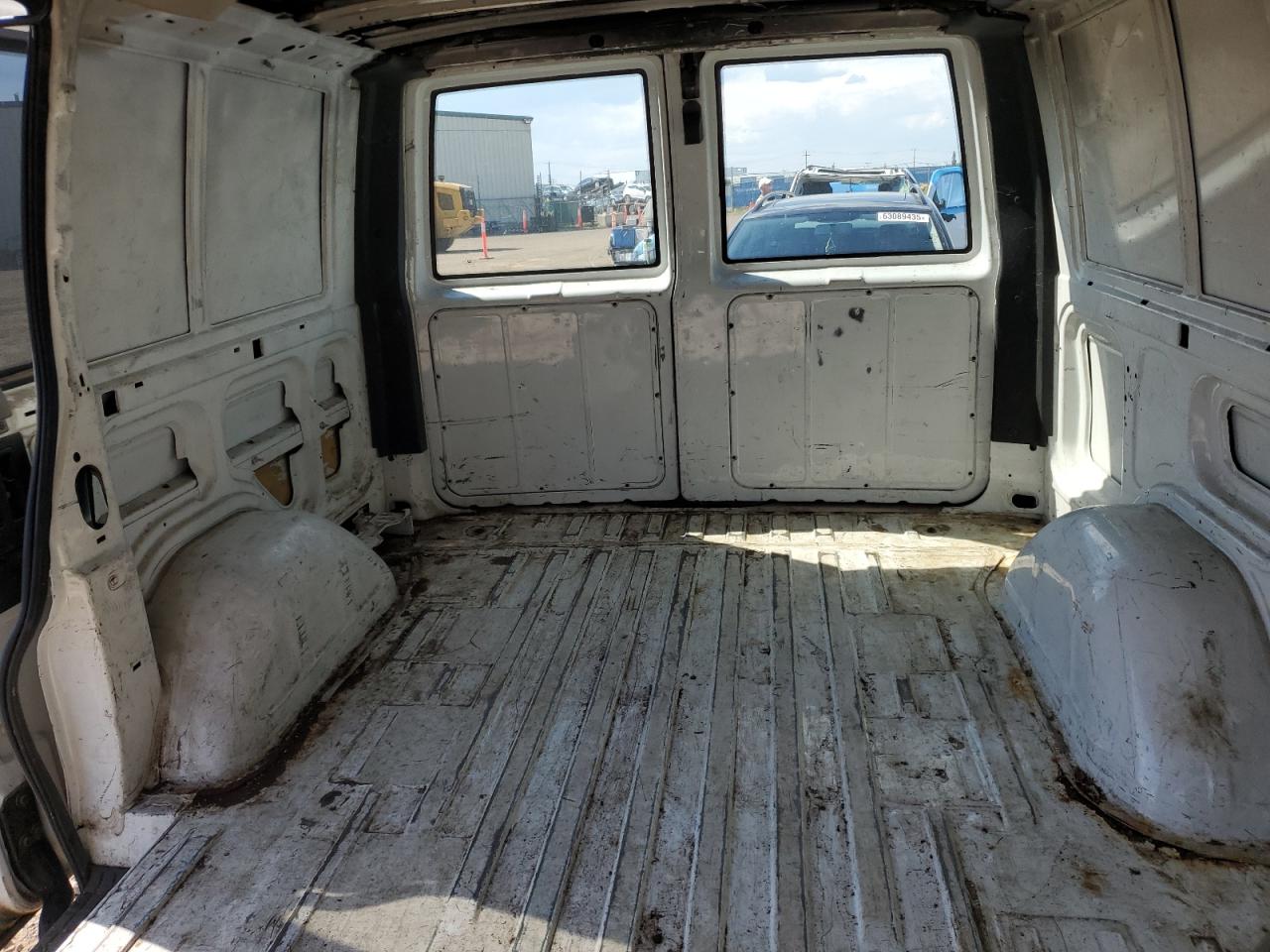 2004 Chevrolet Astro VIN: 1GCDM19X24B102583 Lot: 63305985