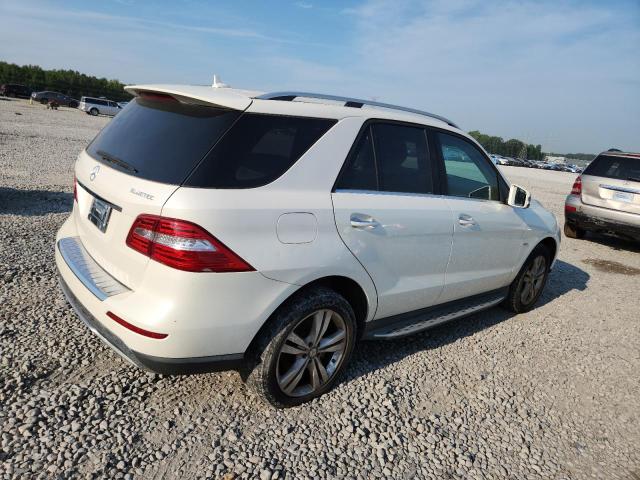 Parquets MERCEDES-BENZ M-CLASS 2012 Biały
