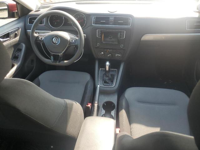  VOLKSWAGEN JETTA 2018 Czerwony