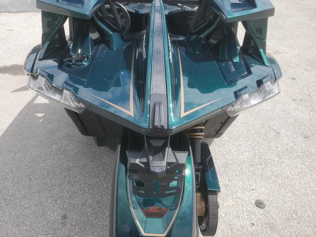 2020 POLARIS SLINGSHOT GT  