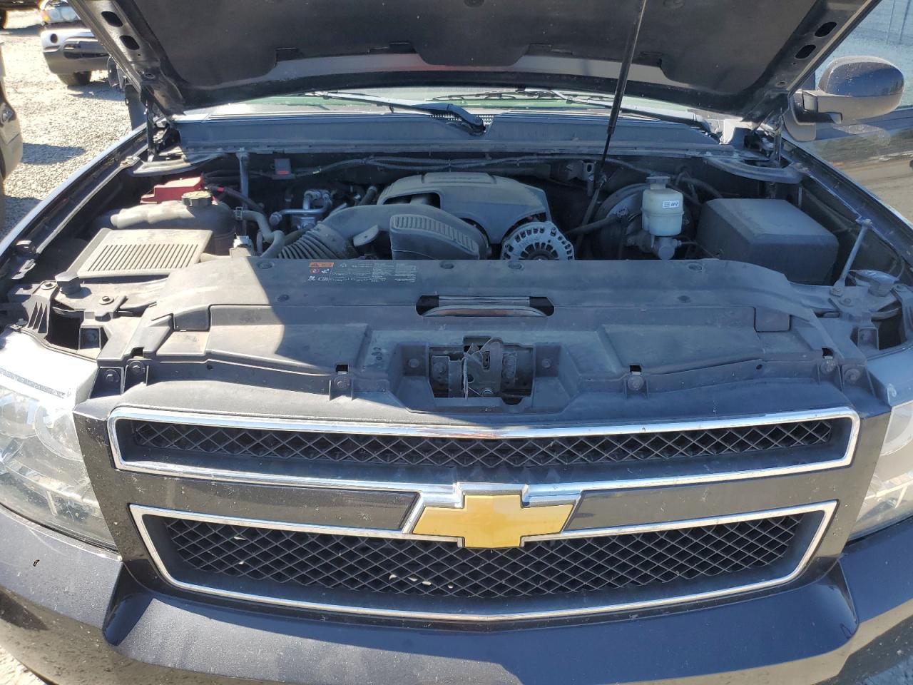 2013 Chevrolet Suburban K1500 Lt VIN: 1GNSKJE78DR291340 Lot: 66106485