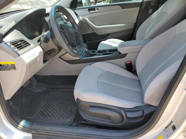  HYUNDAI SONATA 2017 Серебристый