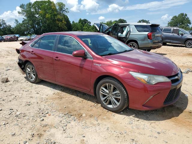  TOYOTA CAMRY 2015 Czerwony