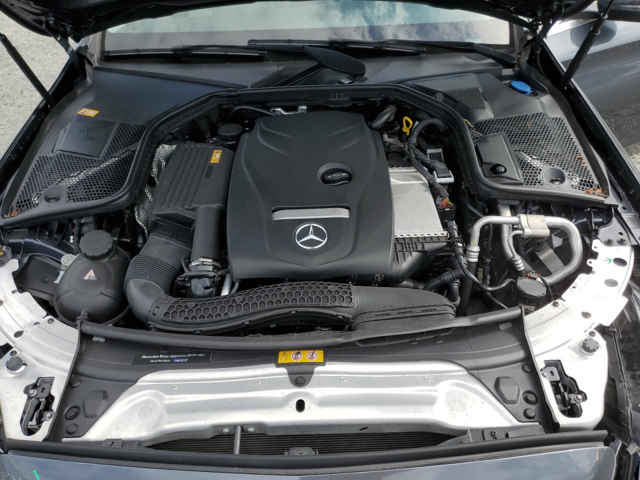 2016 Mercedes-Benz C 300 4Matic VIN: 55SWF4KB6GU136545 Lot: 63806425