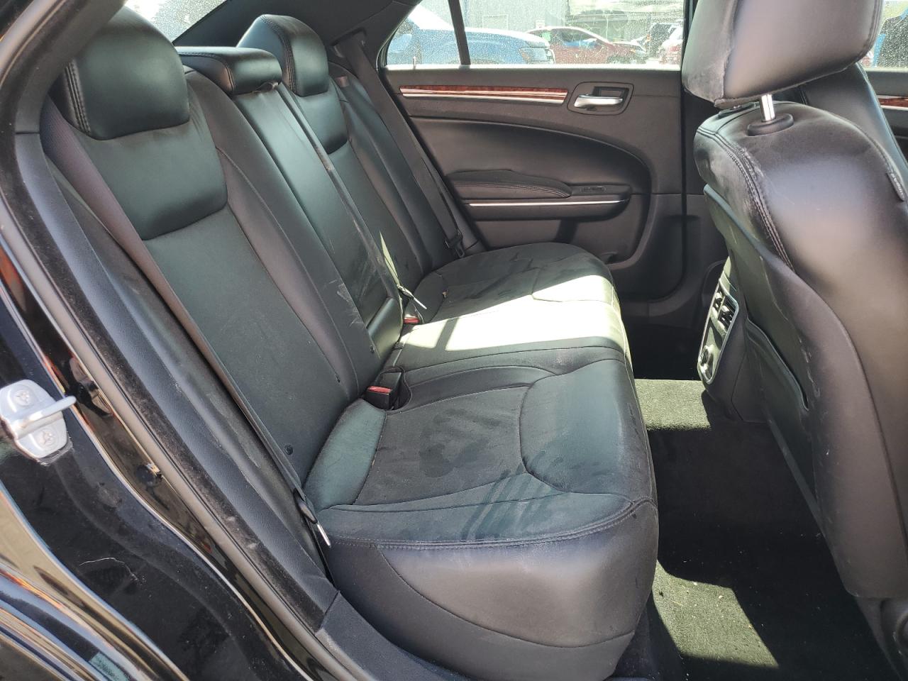 2014 Chrysler 300 VIN: 2C3CCAAG2EH376731 Lot: 61685965