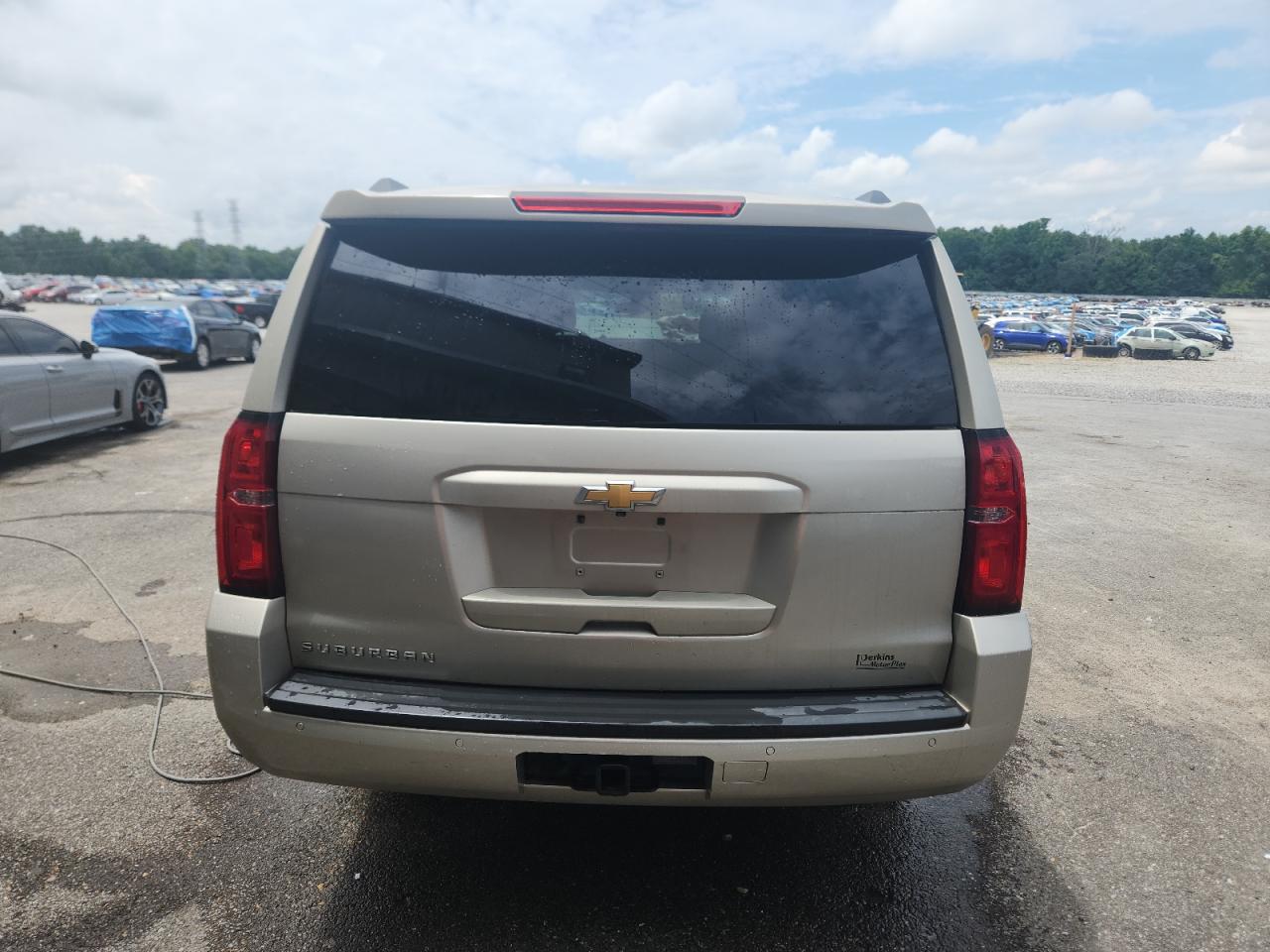2015 Chevrolet Suburban K1500 Lt VIN: 1GNSKJKC8FR270511 Lot: 64006365