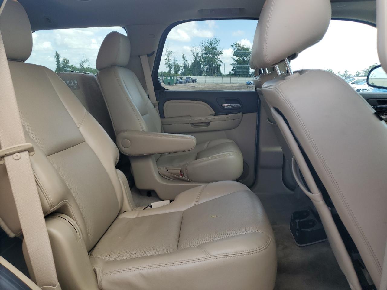 2011 GMC Yukon Denali VIN: 1GKS2EEF7BR222213 Lot: 64725095