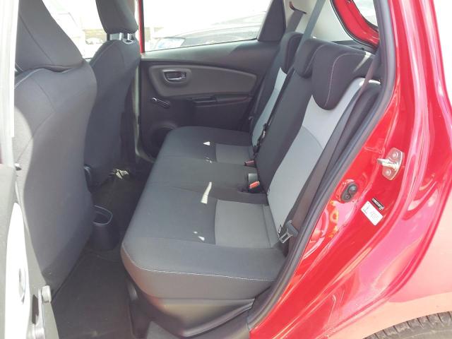 2019 TOYOTA YARIS ICON