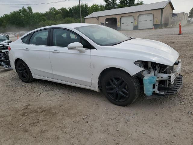 Sedans FORD FUSION 2015 Biały