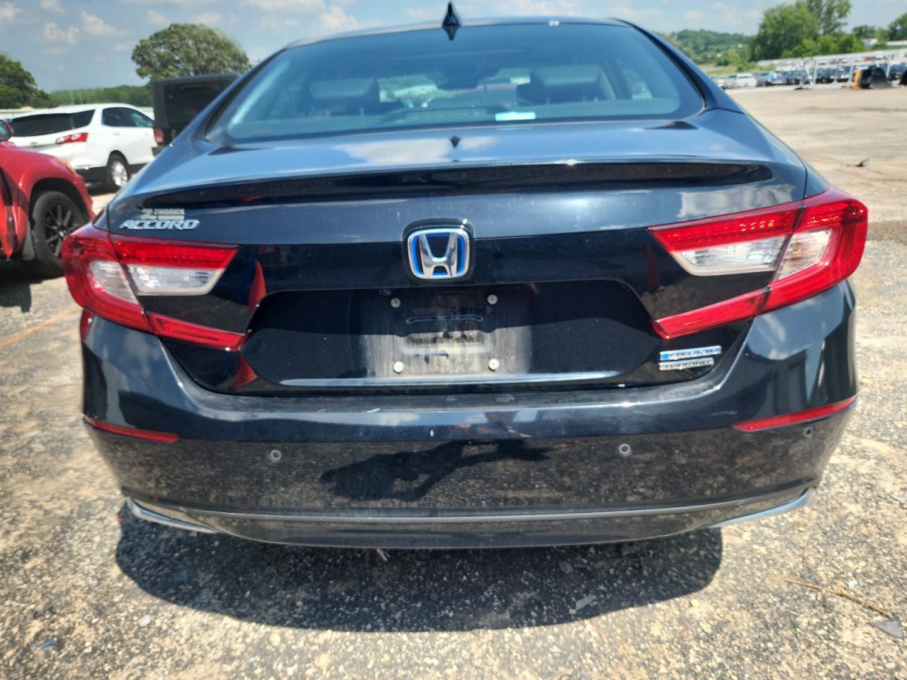2022 Honda Accord Touring Hybrid VIN: 1HGCV3F98NA029223 Lot: 64167995