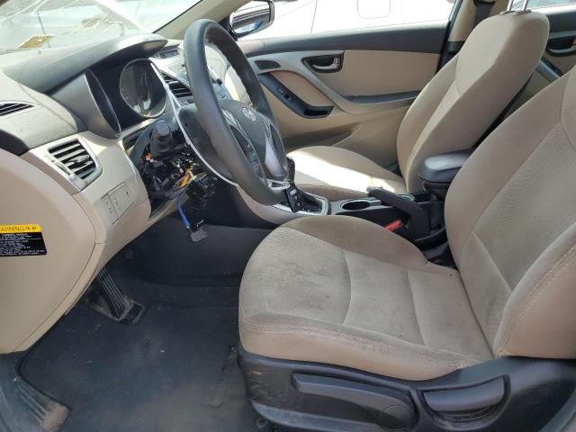 Sedans HYUNDAI ELANTRA 2015 Biały