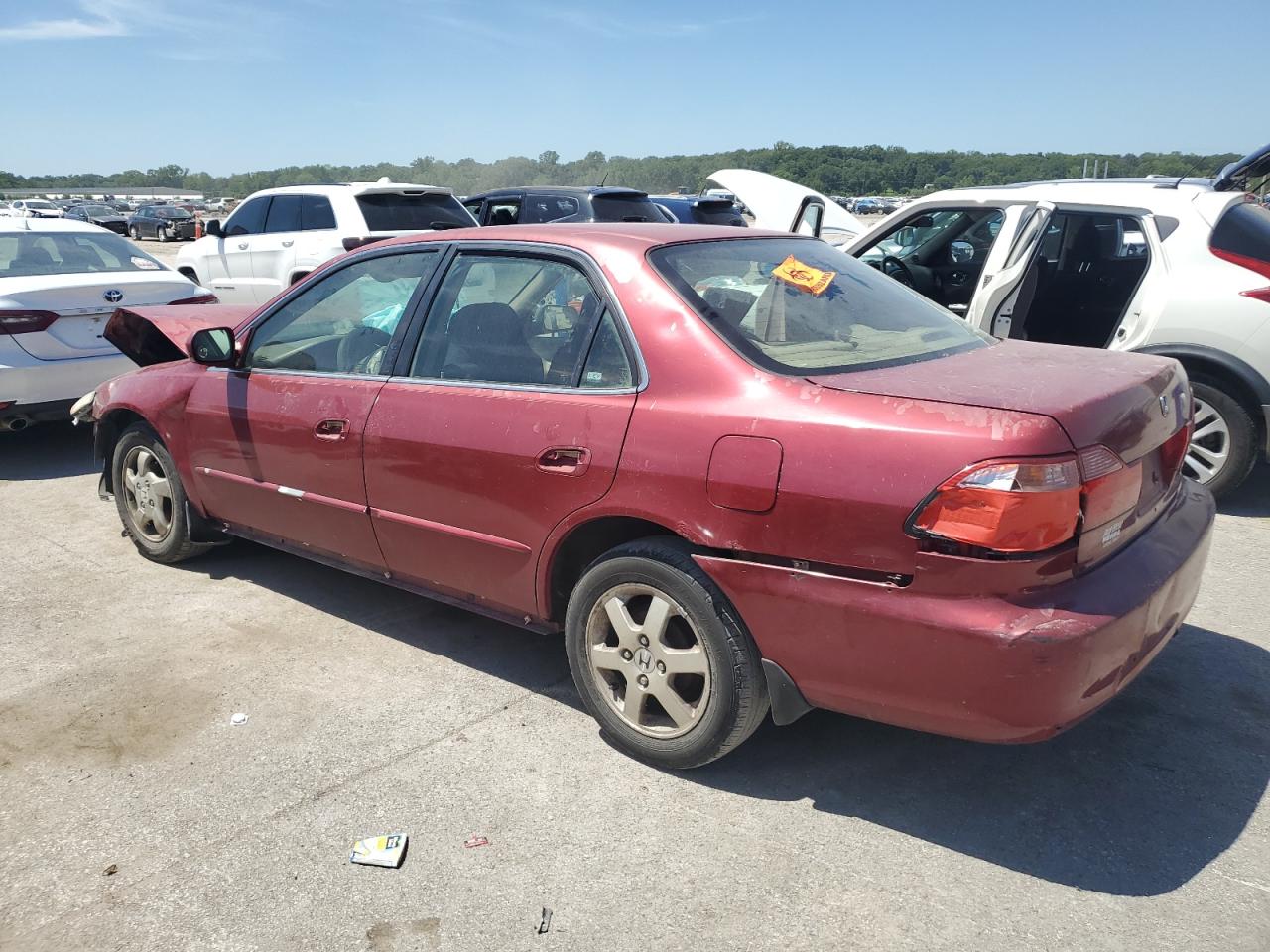 2000 Honda Accord Se red sedan gas JHMCG567XYC027791 photo #3