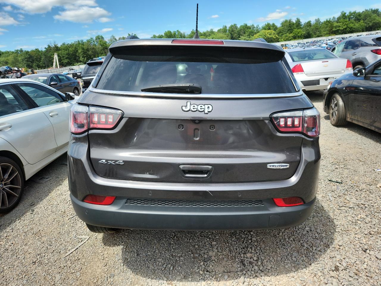 2018 Jeep Compass Latitude VIN: 3C4NJDBB9JT392845 Lot: 64788275