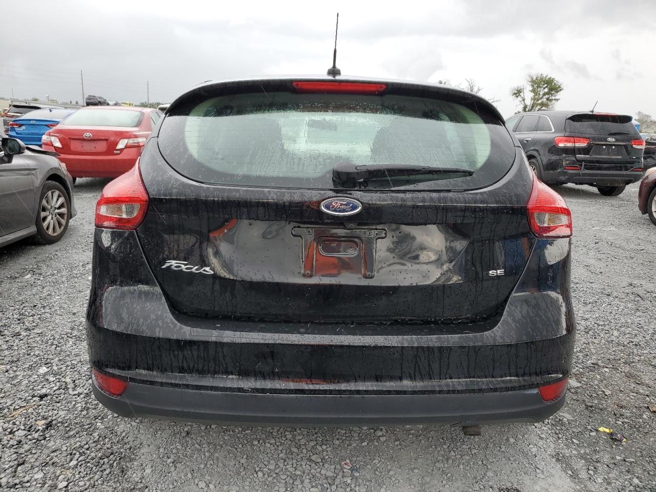 2017 Ford Focus Se VIN: 1FADP3K20HL345574 Lot: 65222625