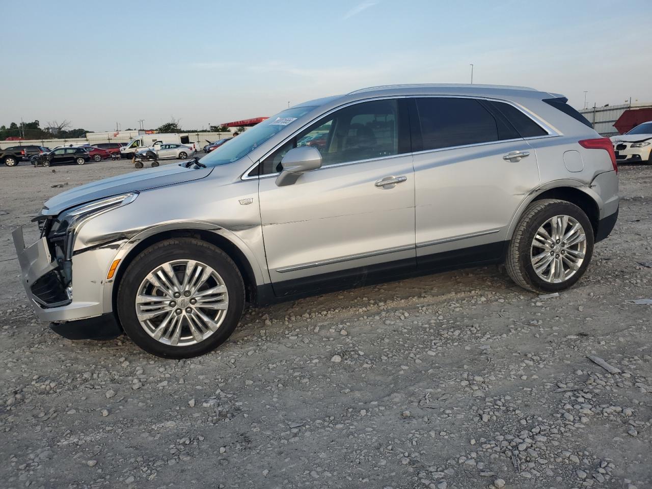 1gykners0kz212210 1GYKNERS0KZ212210 2019 Cadillac Xt5 Premium Luxury