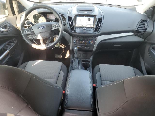  FORD ESCAPE 2017 Czarny