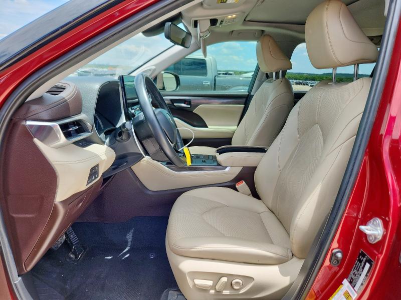  TOYOTA HIGHLANDER 2022 Красный