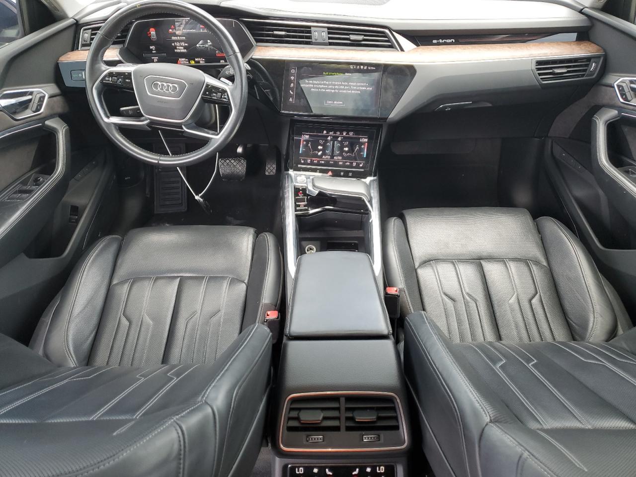 wa1vabge8kb013239 WA1VABGE8KB013239 2019 Audi E-Tron Prestige