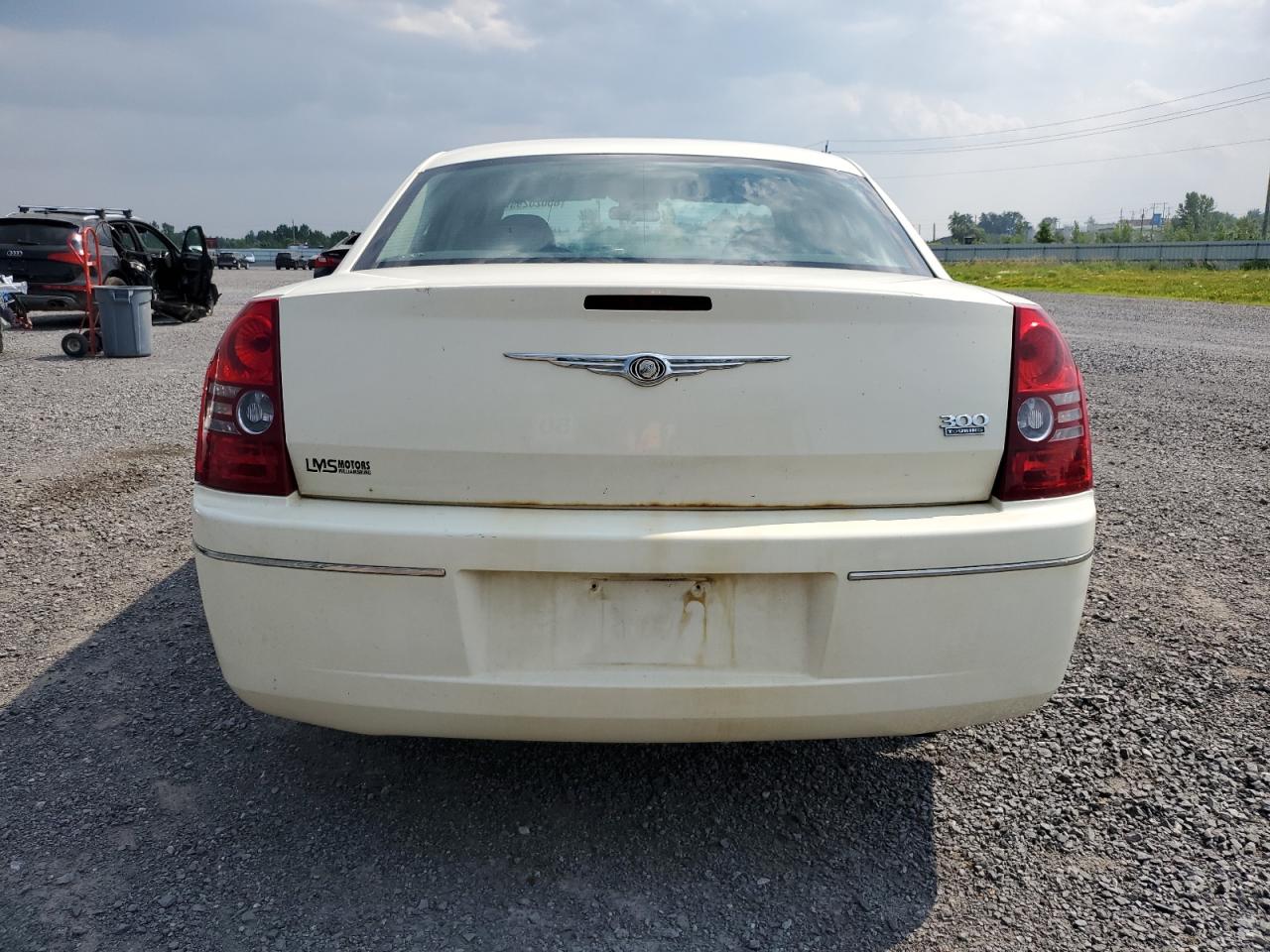 2010 Chrysler 300 Touring VIN: 2C3CA5CVXAH120520 Lot: 65020295