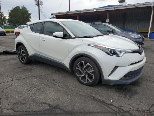  TOYOTA C-HR 2018 Белы