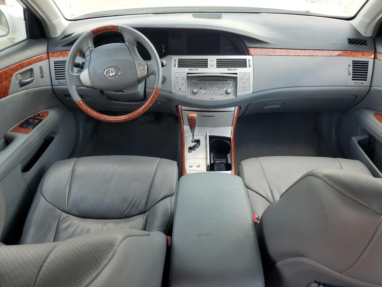 2005 Toyota Avalon Xl VIN: 4T1BK36B55U036632 Lot: 63374735