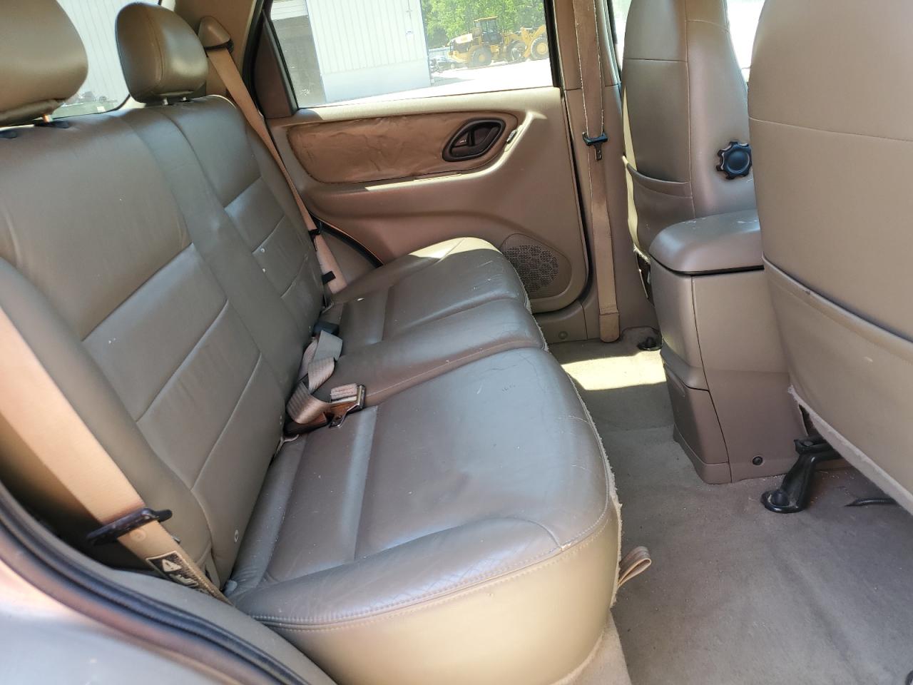 2001 Ford Escape Xlt VIN: 1FMCU03111KC18326 Lot: 65971005