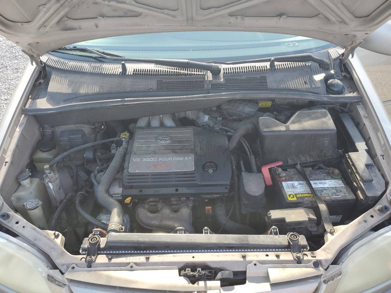 2002 Toyota Sienna Le VIN: 4T3ZF13C32U464027 Lot: 65051145