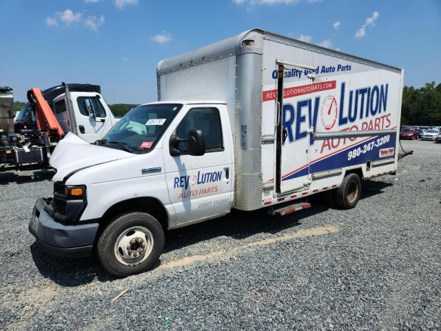 2017 Ford Econoline E350 Super Duty Cutaway Van  
