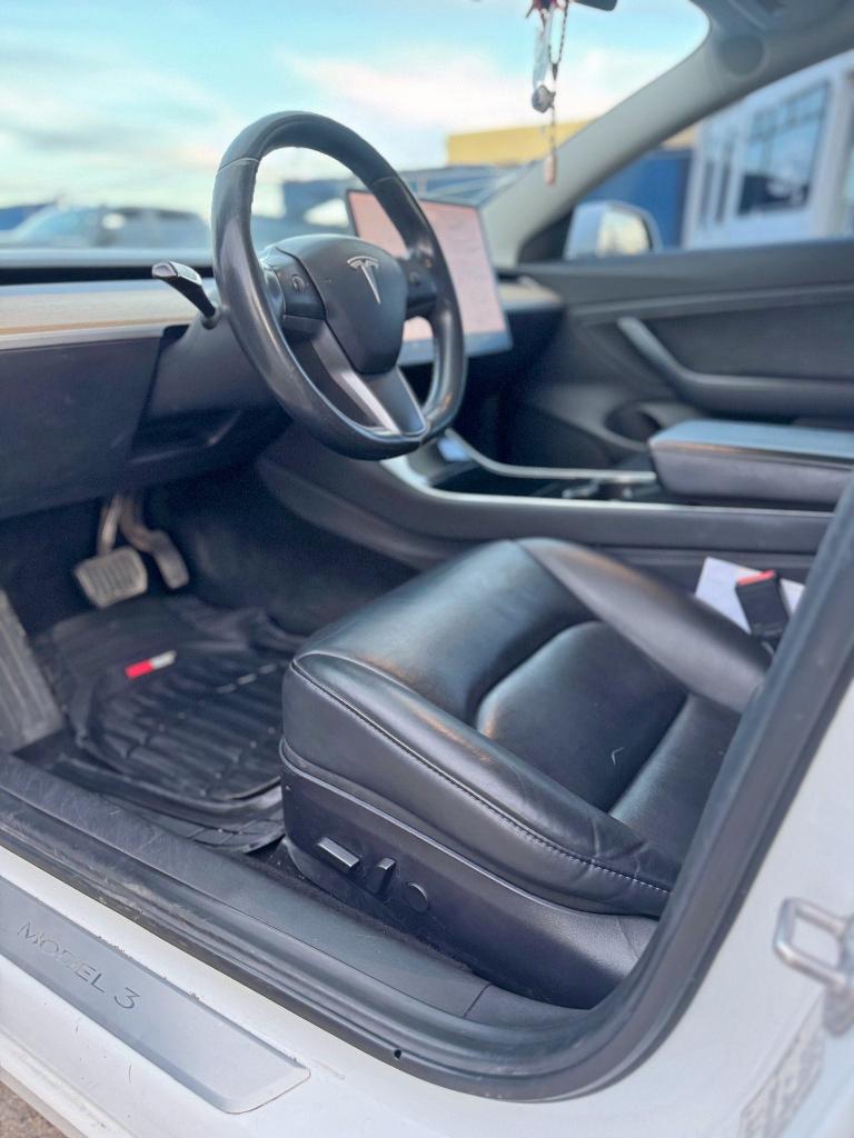  TESLA MODEL 3 2019 Biały