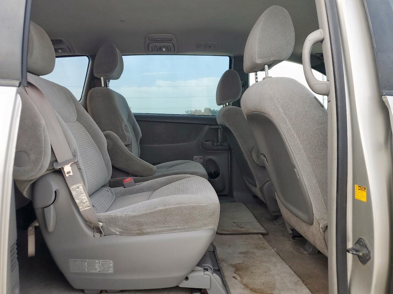 2010 Toyota Sienna Ce VIN: 5TDKK4CC1AS310950 Lot: 63157525