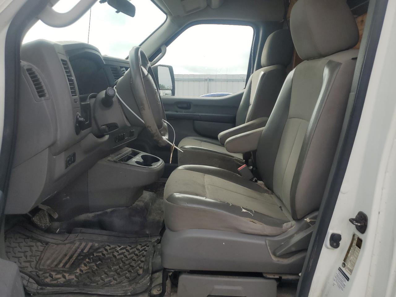 2015 Nissan Nv 2500 VIN: 1N6BF0LY1FN801960 Lot: 64100575