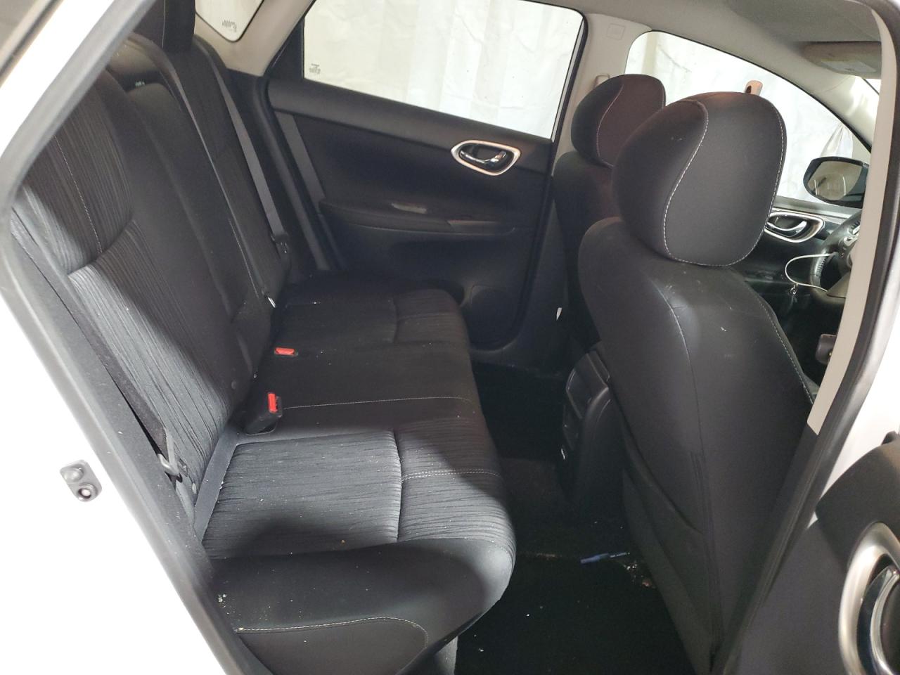 2018 Nissan Sentra S VIN: 3N1AB7AP4JL660925 Lot: 66087225