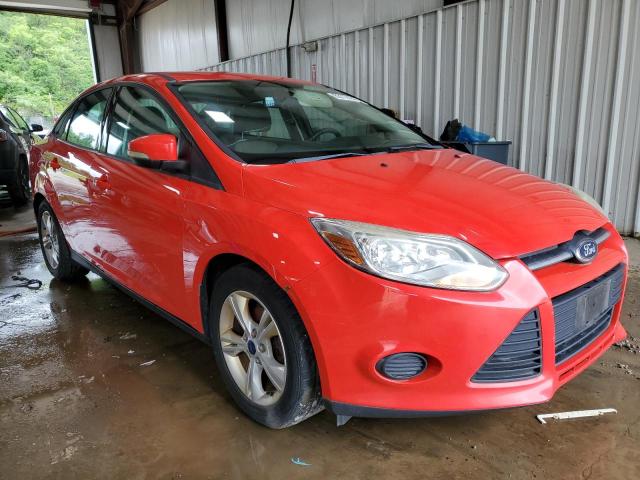  FORD FOCUS 2014 Красный