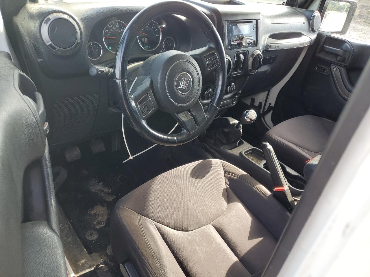 2014 Jeep Wrangler Unlimited Sport VIN: 1C4BJWDG0EL119852 Lot: 63631245