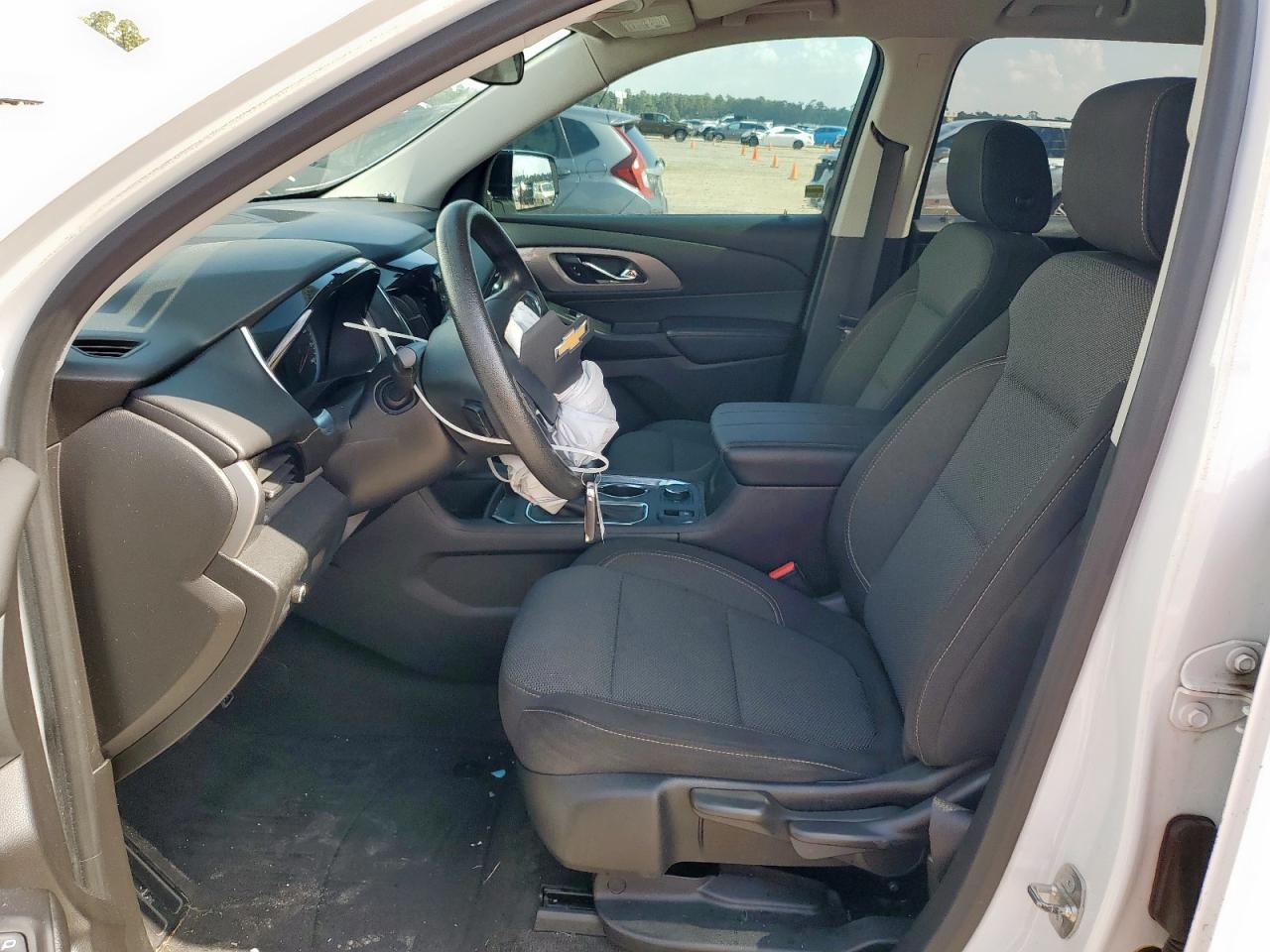 2019 Chevrolet Traverse Ls VIN: 1GNERFKW1KJ106039 Lot: 64836635
