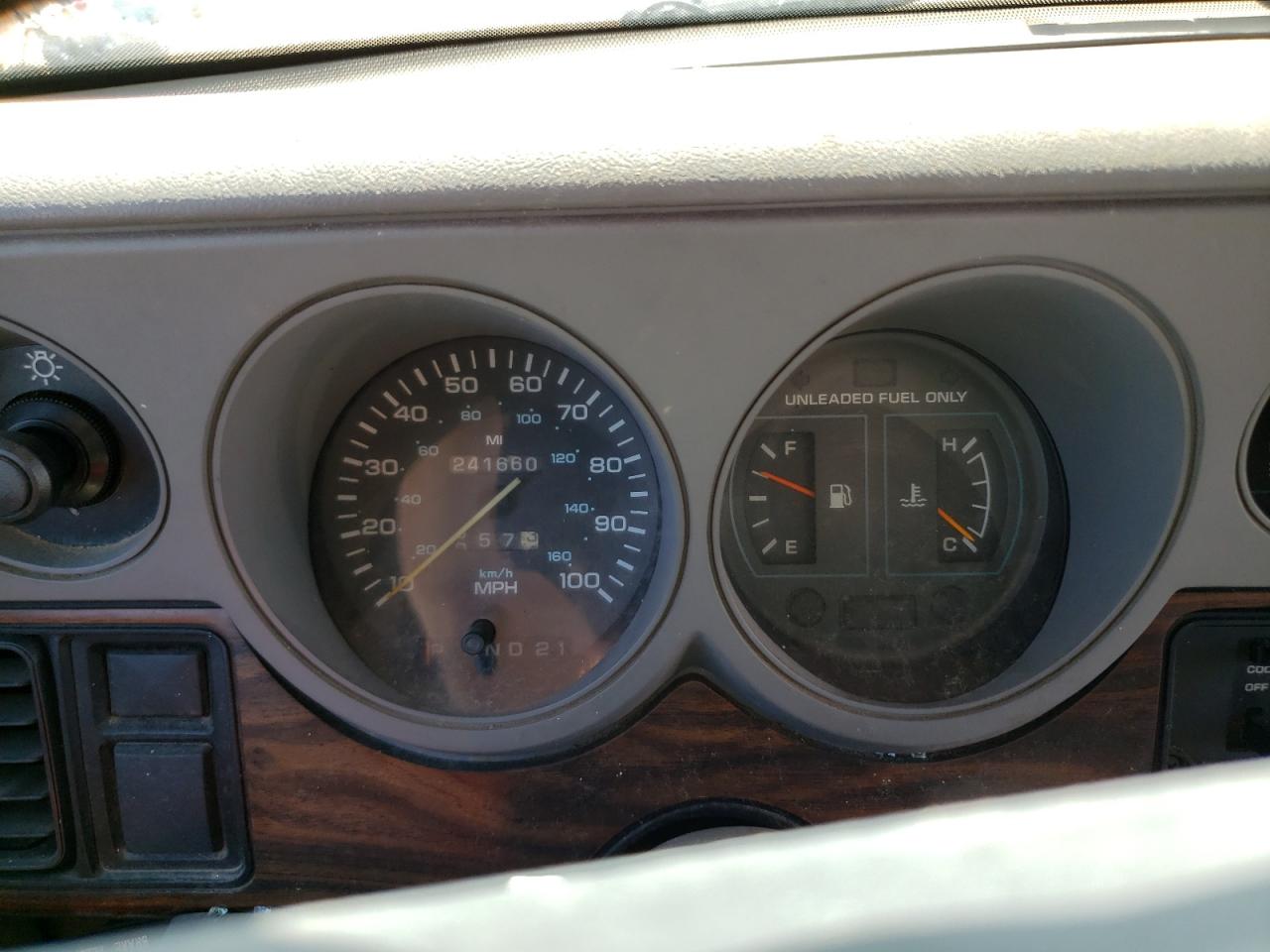 1997 Dodge Ram Van B2500 VIN: 2B7HB21YXVK561146 Lot: 64240635