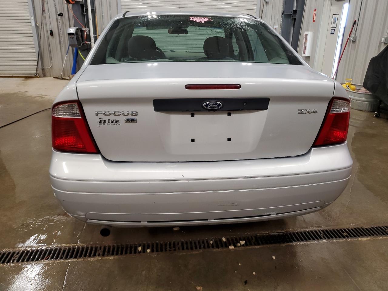 2005 Ford Focus Zx4 VIN: 1FAFP34N25W150151 Lot: 63217645