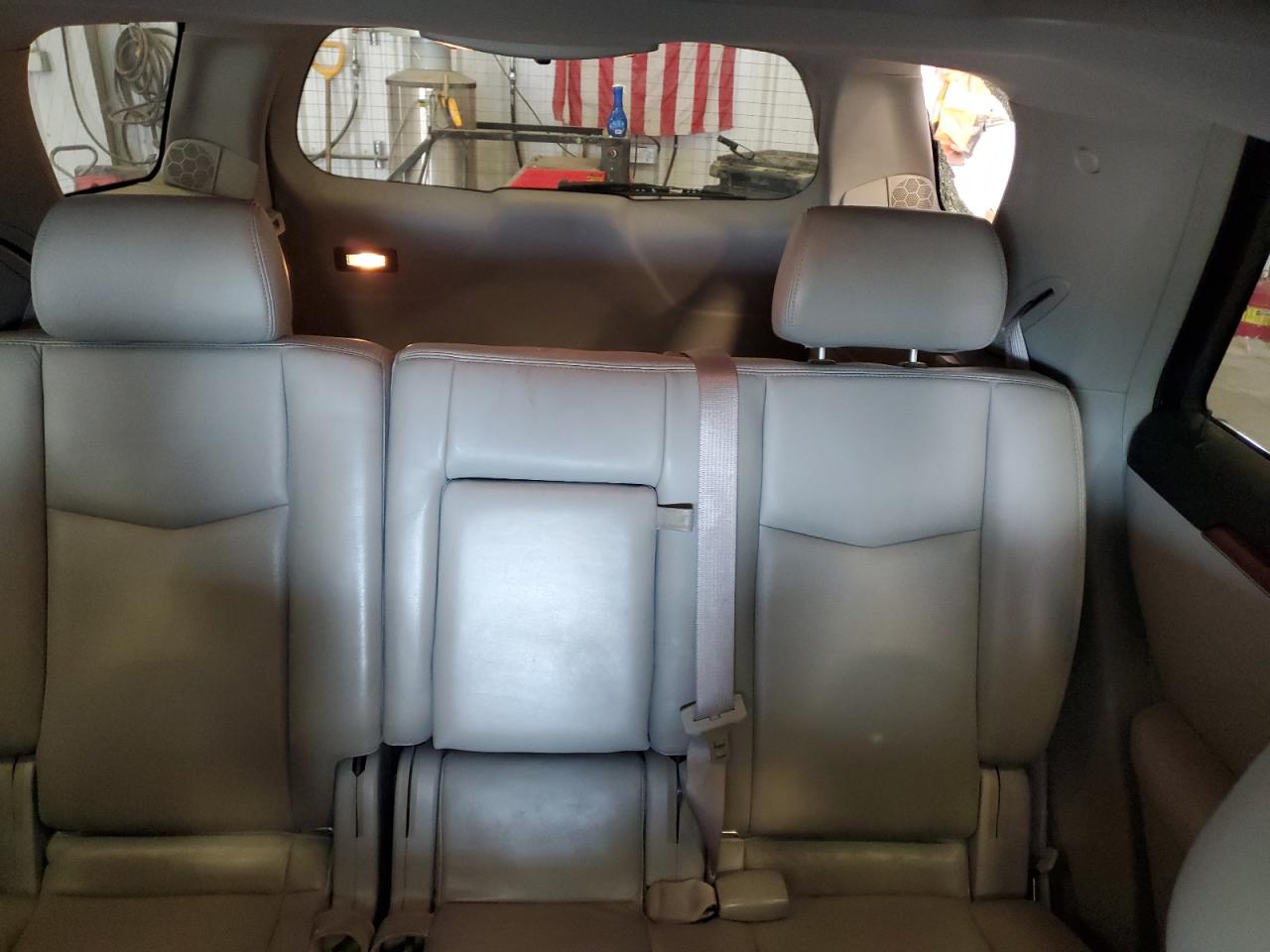2008 Cadillac Srx VIN: 1GYEE637180101301 Lot: 64640135