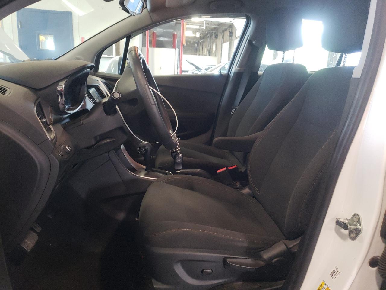 2018 Chevrolet Trax Ls VIN: 3GNCJNSB1JL163791 Lot: 64553485