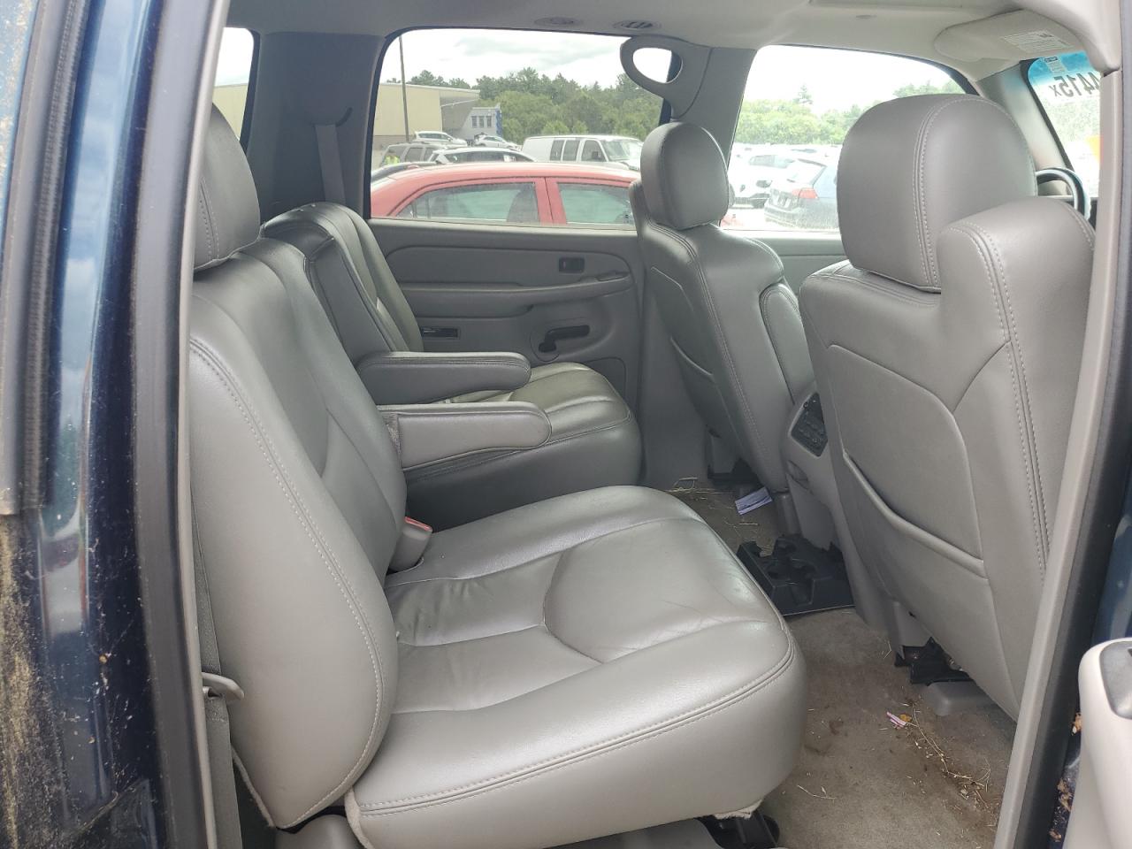 2005 Chevrolet Suburban K1500 VIN: 3GNFK16Z85G136399 Lot: 64884415