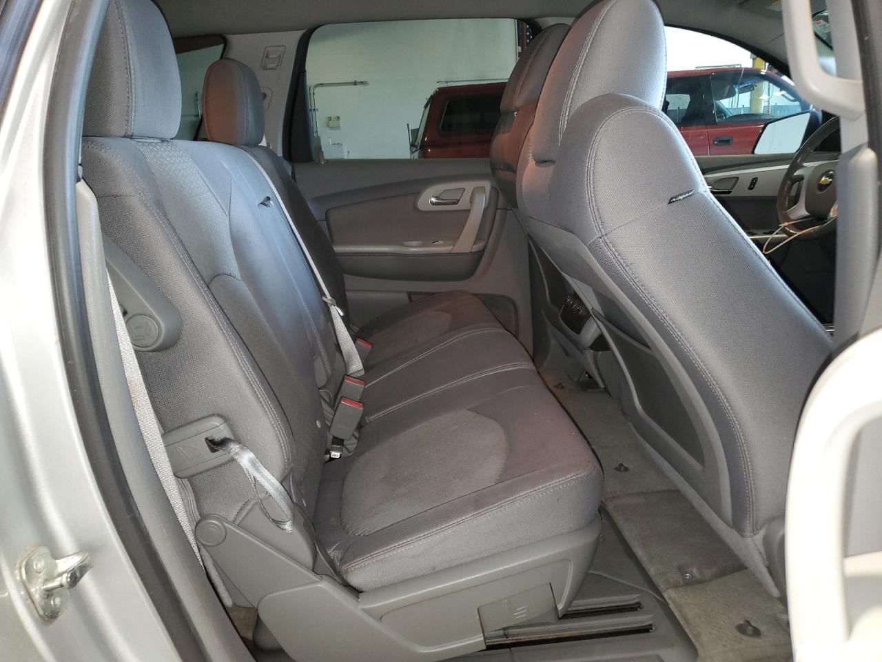2011 Chevrolet Traverse Ls VIN: 1GNKRFED9BJ124253 Lot: 61588705