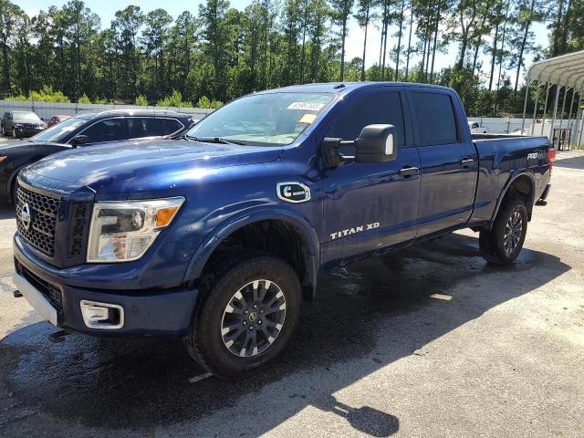  NISSAN TITAN 2017 Синий