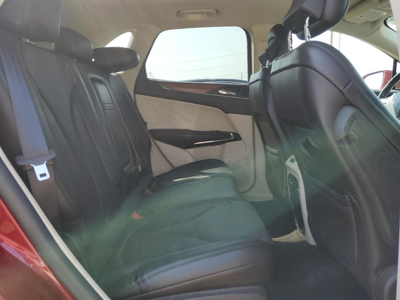 5lmtj2ah6fuj45886 5LMTJ2AH6FUJ45886 2015 Lincoln Mkc
