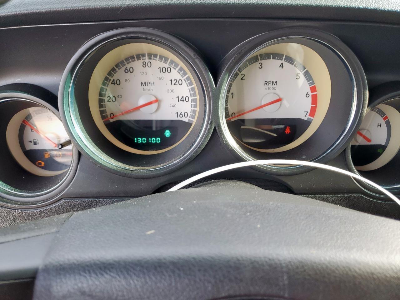 2009 Dodge Challenger R/T VIN: 2B3LJ54T79H562967 Lot: 63119005