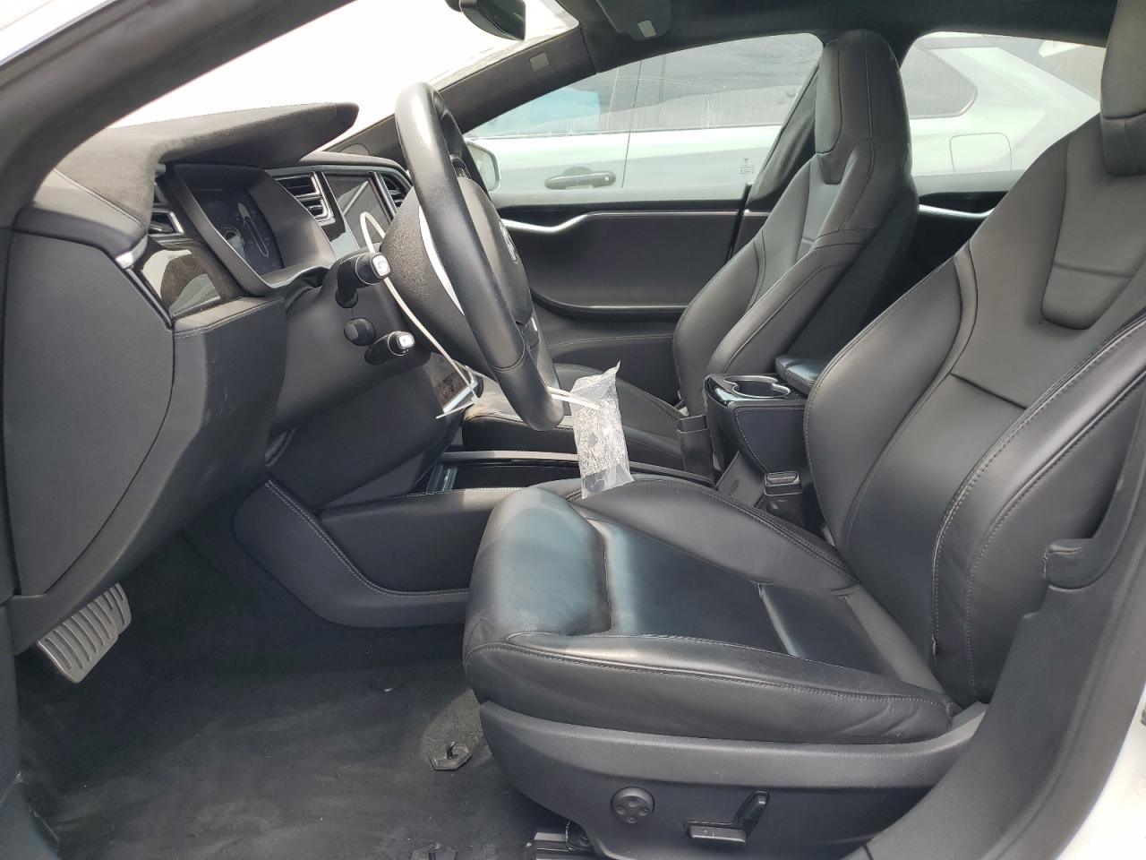 2015 Tesla Model S 70D VIN: 5YJSA1S29FF092326 Lot: 56915105