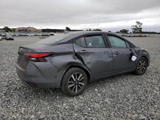  NISSAN VERSA 2021 Szary