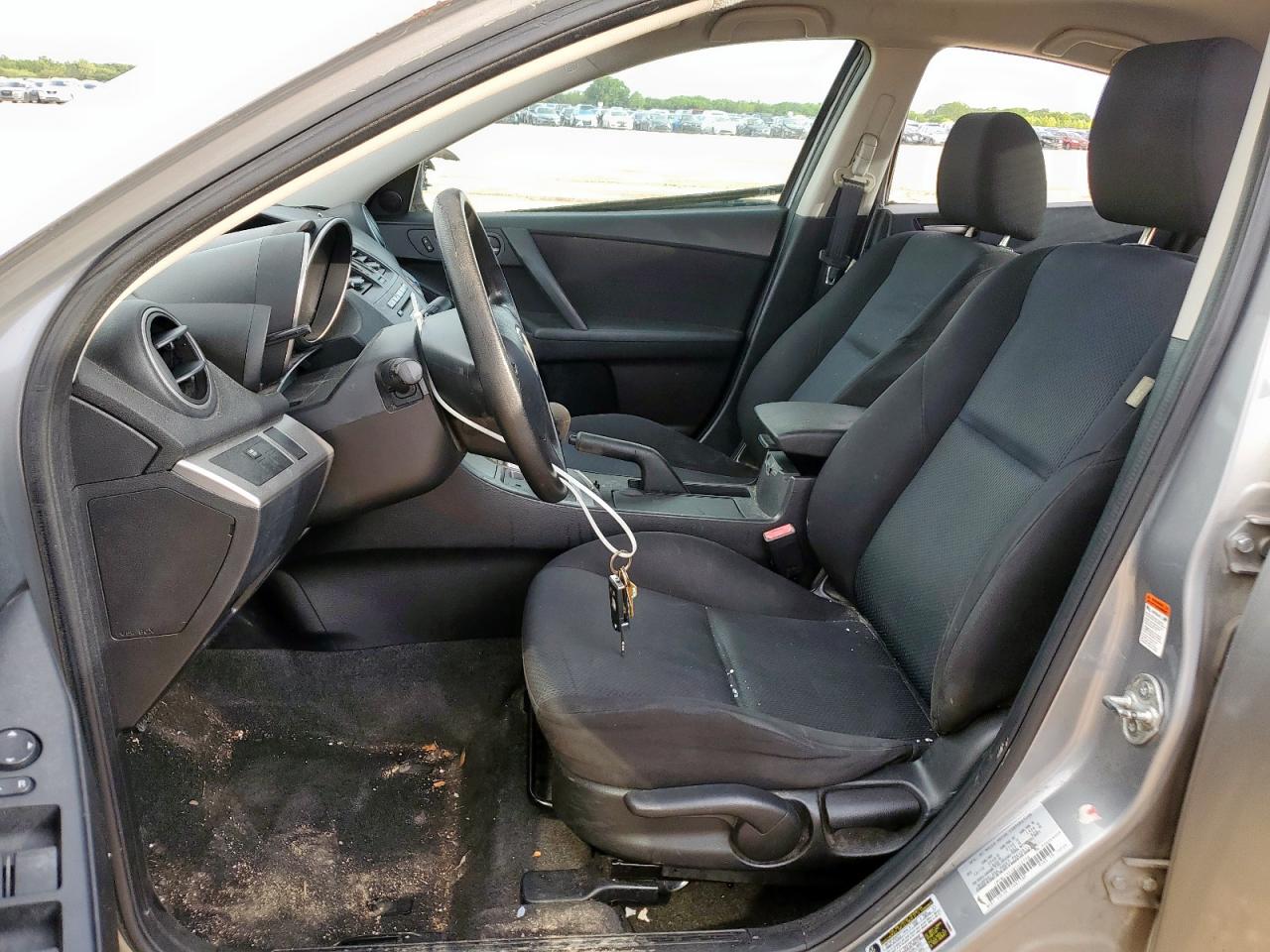 2011 Mazda 3 I VIN: JM1BL1VF4B1432798 Lot: 64788345