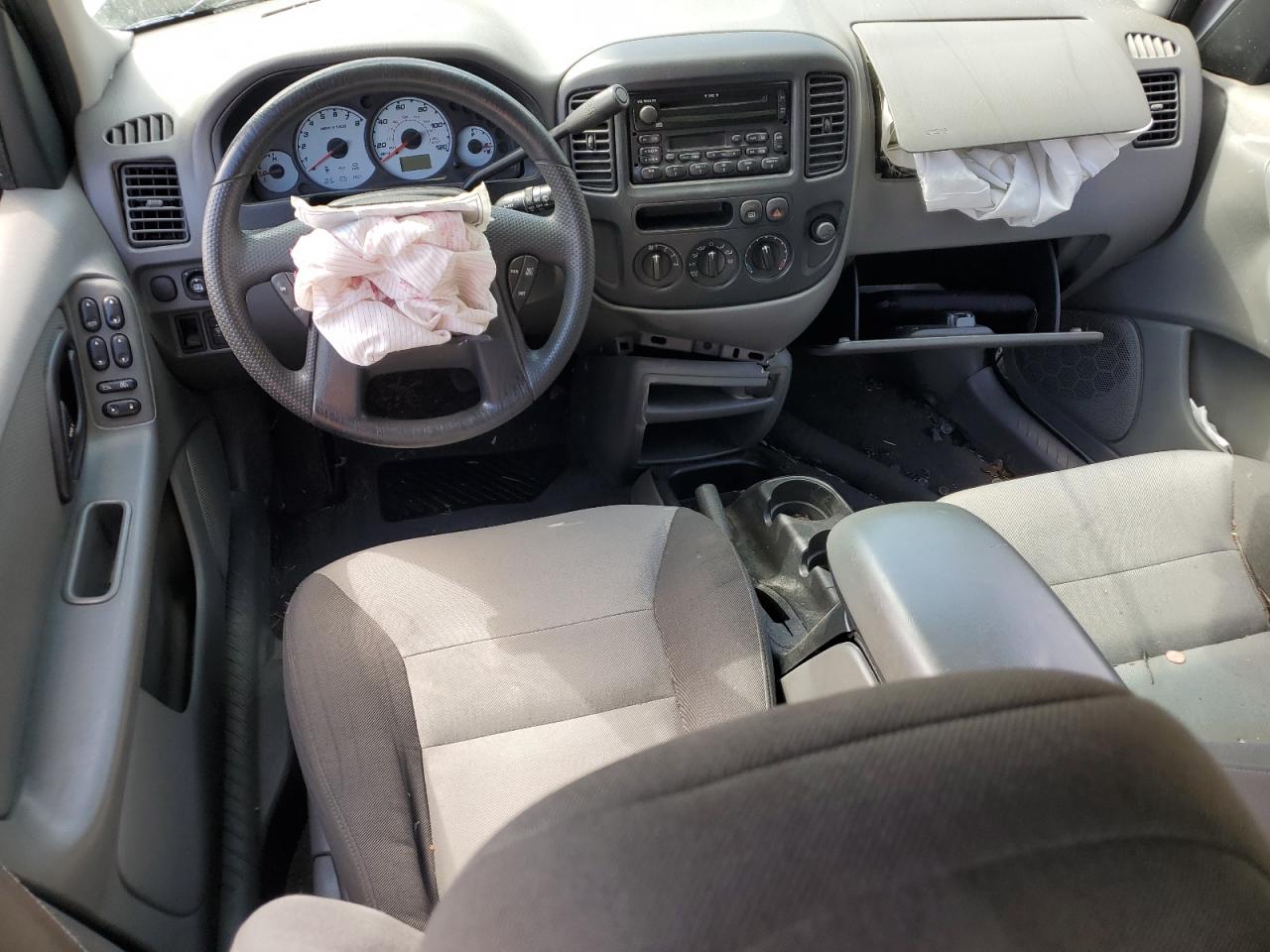 2003 Ford Escape Xls VIN: 1FMYU02153KB10169 Lot: 64295435