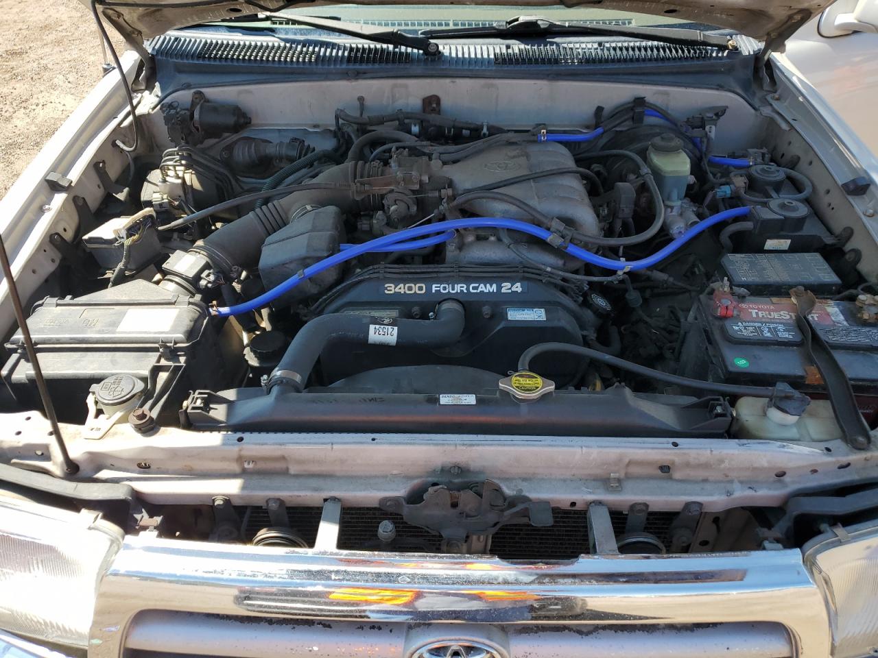 1998 Toyota 4Runner Limited VIN: JT3HN87RXW9017498 Lot: 64736185